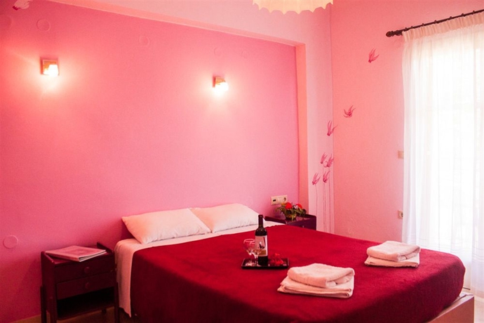 Imagen de los interiores del Hotel Bella Vista Beach and Studios. Foto 9