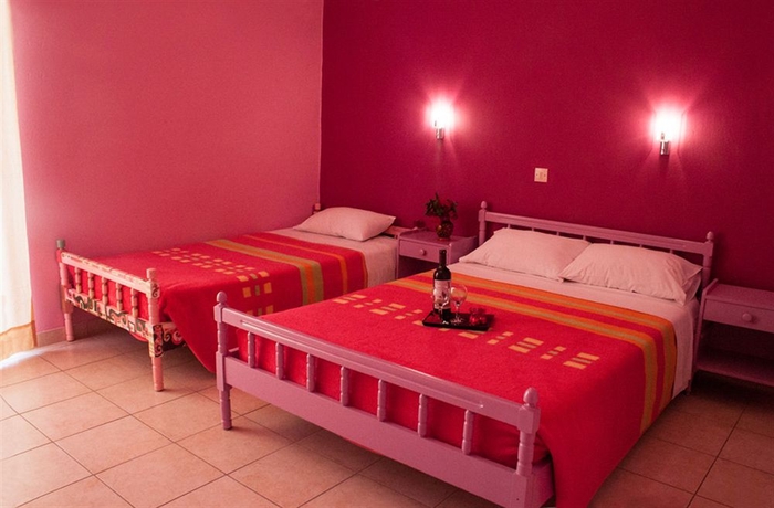 Imagen de la habitación del Hotel Bella Vista Beach and Studios. Foto 7