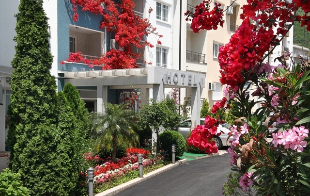 Imagen de los interiores del Hotel Bella Vista, Becici. Foto 15