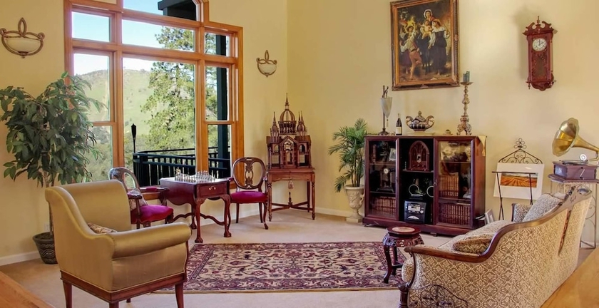 Imagen de los interiores del Hotel Bella Vista Bed and Breakfast. Foto 19