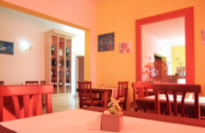 Imagen de la habitación del Hotel Bella Vista S'archittu. Foto 6