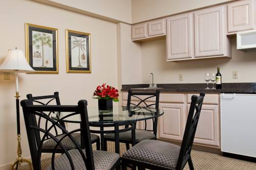 Imagen de la habitación del Hotel Bella Vista Suites. Foto 9