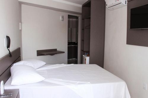 Imagen de la habitación del Hotel Bellagio, Campo Grande. Foto 7