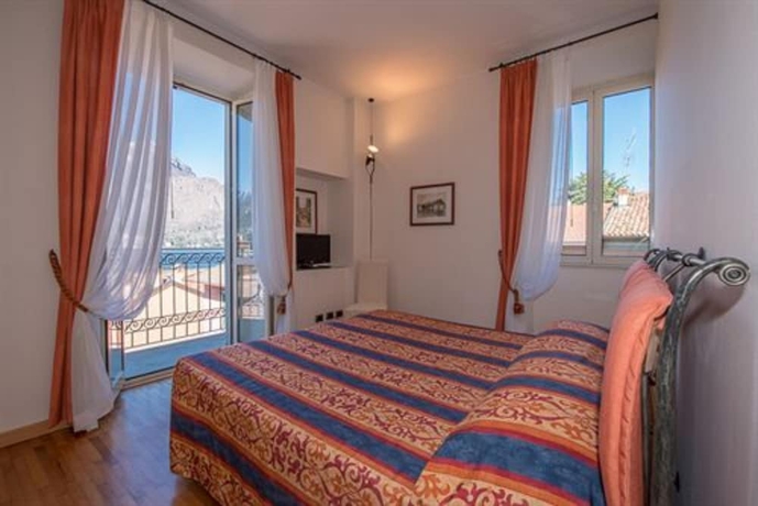 Imagen de la habitación del Hotel Bellagio, Pescallo. Foto 9