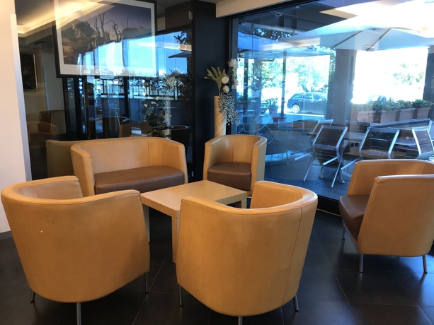 Imagen del bar/restaurante del Hotel Bellambriana Hotel. Foto 3