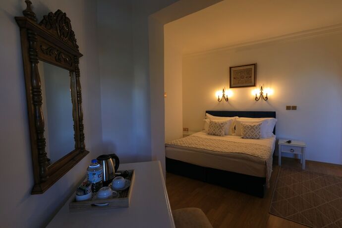 Imagen de la habitación del Hotel Bellapais Abbey. Foto 17
