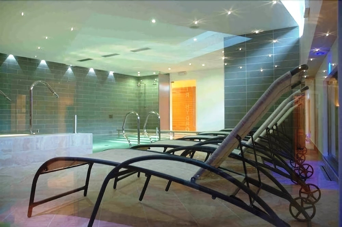 Imagen de la piscina del Hotel Bellaria, Coste. Foto 11