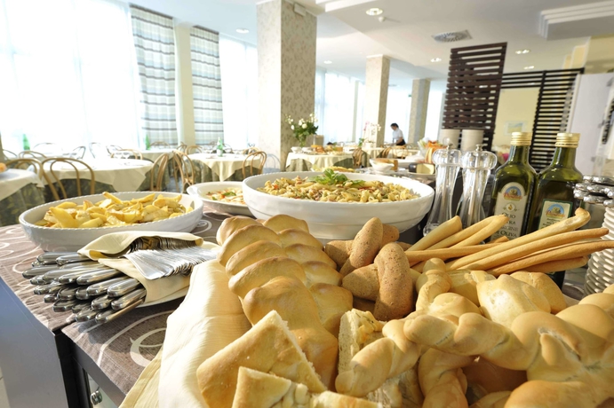 Imagen del bar/restaurante del Hotel Bellariva Feeling. Foto 5