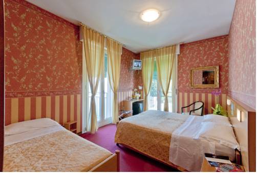 Imagen de la habitación del Hotel Bell'arrivo. Foto 3