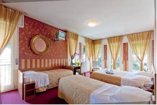 Imagen de la habitación del Hotel Bell'arrivo. Foto 15
