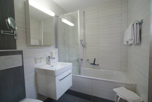 Imagen de la habitación del Hotel Bellaval Scuol. Foto 6