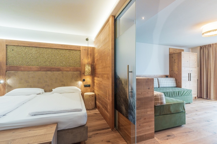 Imagen de la habitación del Hotel Bellavista, Cavazzal. Foto 9