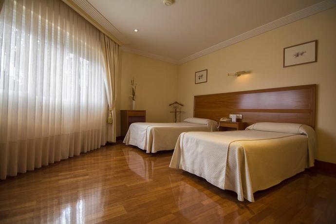 Imagen de la habitación del Hotel Bellavista, El Barco de Ávila. Foto 7