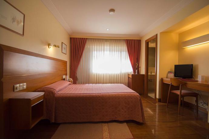 Imagen de la habitación del Hotel Bellavista, El Barco de Ávila. Foto 9