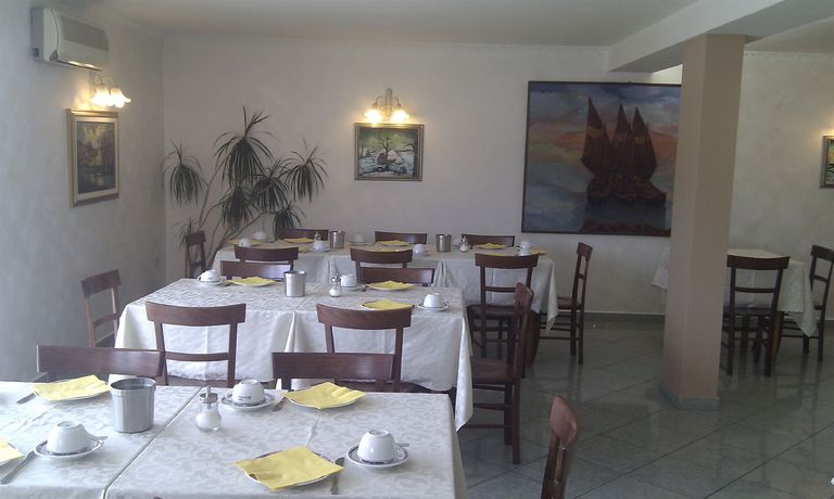 Imagen de los interiores del Hotel Bellavista, Grado. Foto 15