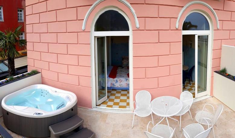 Imagen de la habitación del Hotel Bellavista Hotel Deluxe Apartments. Foto 3