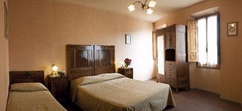 Imagen de la habitación del Hotel Bellavista Impruneta. Foto 4