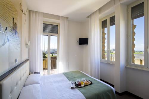 Imagen de la habitación del Hotel Bellavista, Lido di Ostia. Foto 14