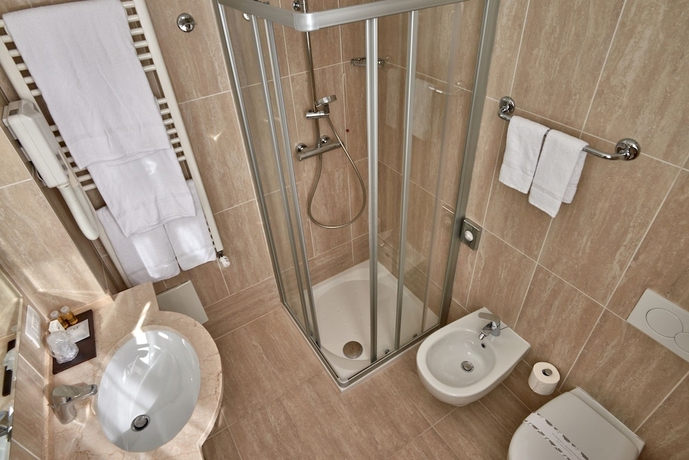 Imagen de la habitación del Hotel Bellavista, Menaggio. Foto 17