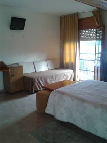 Imagen de la habitación del Hotel Bellavista, PUEBLA DE CASTRO. Foto 5