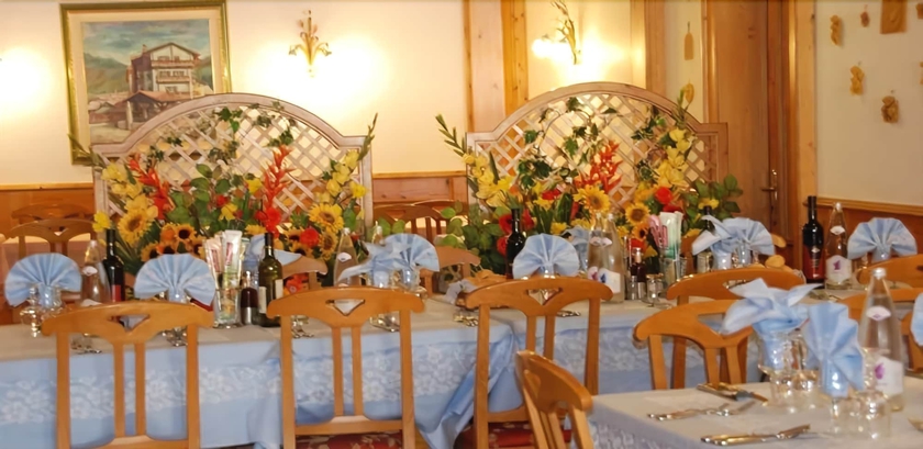 Imagen del bar/restaurante del Hotel Bellavista, Pinzolo. Foto 3