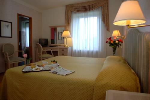 Imagen de la habitación del Hotel Bellavista Relax. Foto 11