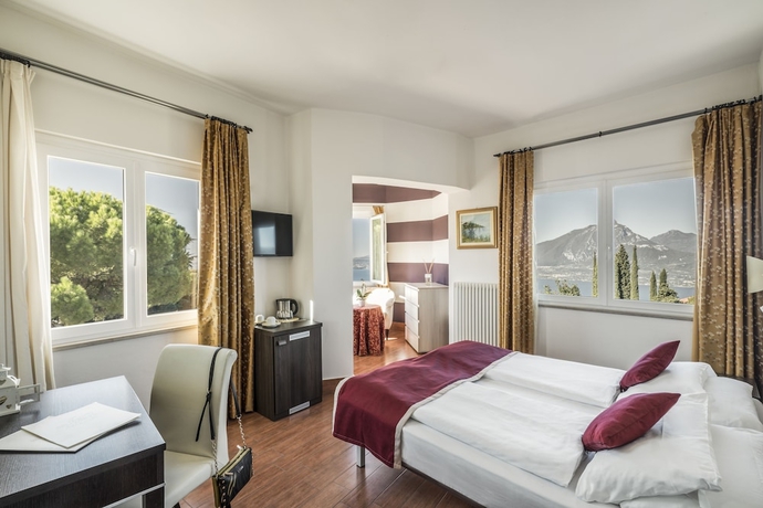 Imagen de la habitación del Hotel Bellavista, San Zeno di Montagna. Foto 5