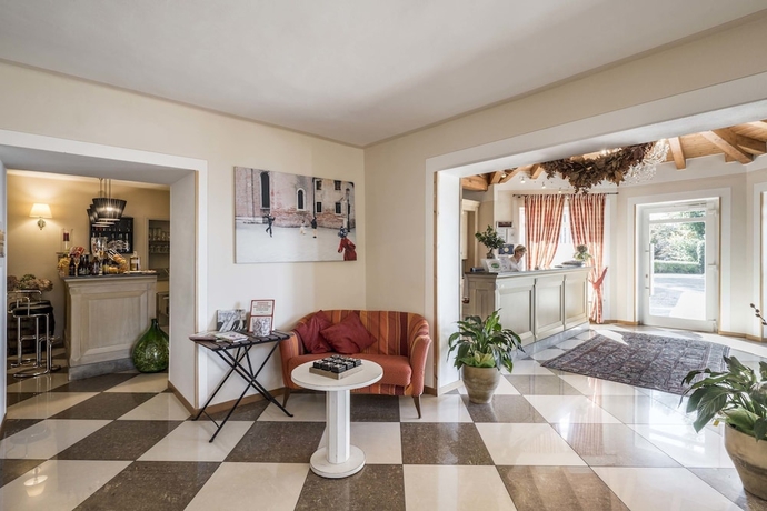 Imagen de los interiores del Hotel Bellavista, San Zeno di Montagna. Foto 18