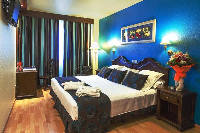 Imagen de la habitación del Hotel Bellavista Sevilla. Foto 8