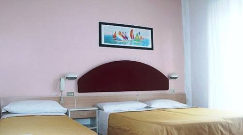 Imagen de la habitación del Hotel Bellavista-Olympic. Foto 5