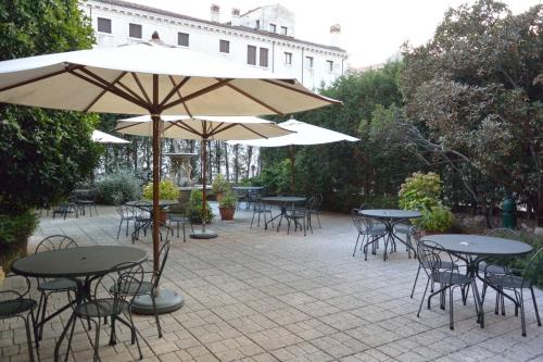 Imagen de los exteriores del Hotel Belle Arti. Foto 6