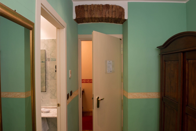 Imagen de la habitación del Hotel Belle Epoque, San Remo. Foto 11