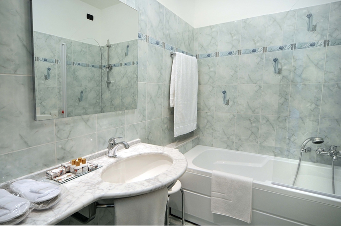 Imagen de la habitación del Hotel Belle Epoque, San Remo. Foto 18