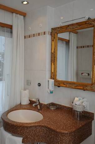 Imagen de la habitación del Hotel Belle Epoque Victoria. Foto 16