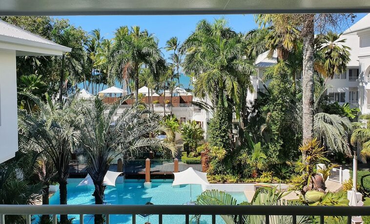 Imagen general del Hotel Belle Escapes - Oceanview Suite Alamanda Beachfront Resort 
