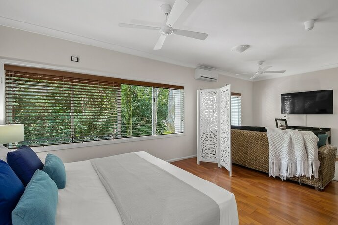 Imagen de la habitación del Hotel Belle Escapes - Oceanview Suite Alamanda Beachfront Resort 