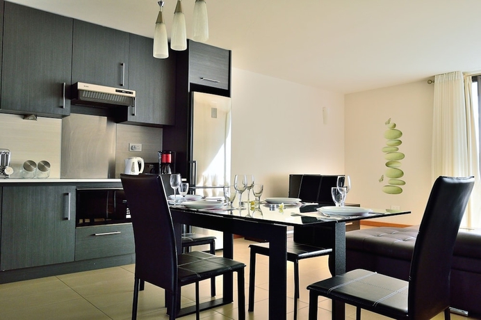 Imagen de la habitación del Hotel Belle Haven Luxury Apartments. Foto 3
