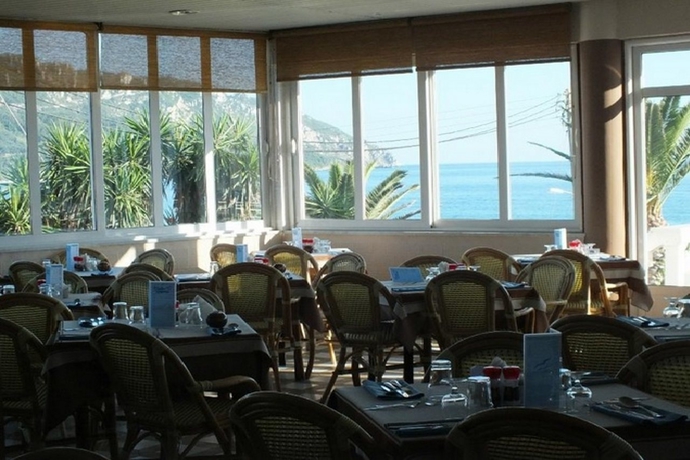 Imagen general del Hotel Belle Helene, Agios Georgios Pagon. Foto 2