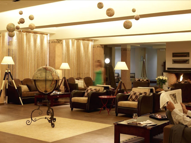 Imagen de los interiores del Hotel Belle Helene. Foto 18