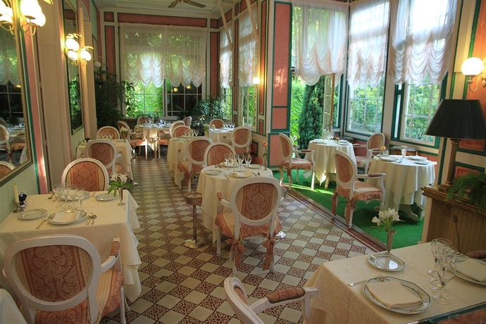 Imagen del bar/restaurante del Hotel Belle Isle Sur Risle. Foto 2