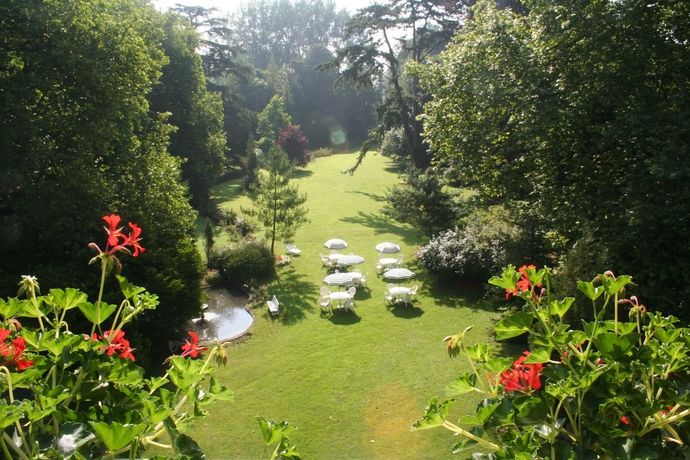 Imagen de los exteriores del Hotel Belle Isle Sur Risle. Foto 7