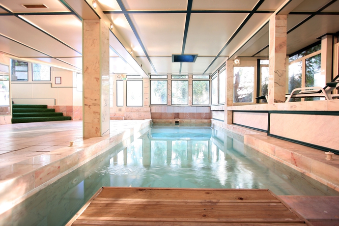 Imagen de la piscina del Hotel Belle Isle Sur Risle. Foto 16
