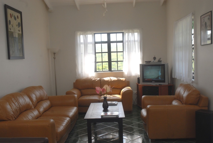 Imagen de los interiores del Hotel Belle Kaye. Foto 16