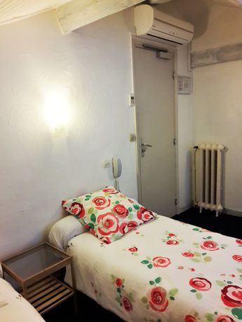 Imagen de la habitación del Hotel Belle Meuni&egrave;re. Foto 17