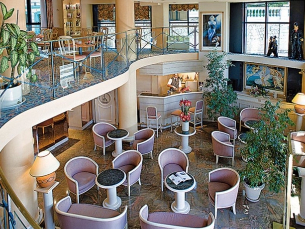 Imagen general del Hotel Belle Plage and Appartements Spa. Foto 3