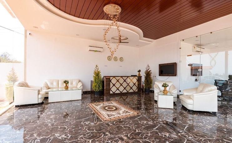 Imagen de los interiores del Hotel Belle Velle Resort. Foto 15