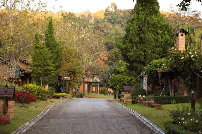 Imagen de los exteriores del Hotel Belle Villa Resort Chiangmai. Foto 14