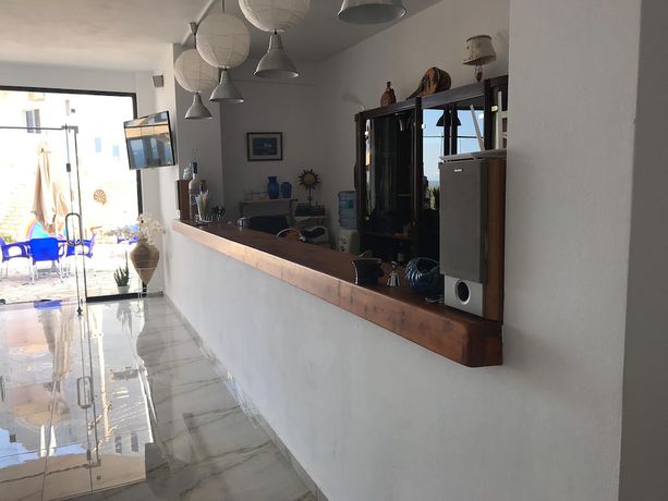 Imagen del bar/restaurante del Hotel Belle Vue, Ksamil. Foto 4