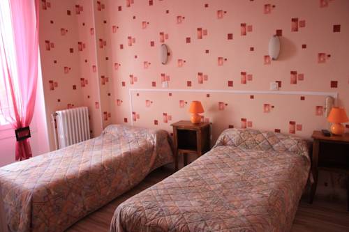 Imagen de la habitación del Hotel Belle Vue, SOUILLAC. Foto 3