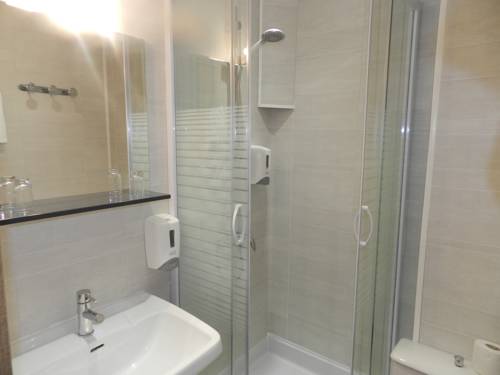 Imagen de la habitación del Hotel Belle Vue, SOUILLAC. Foto 7